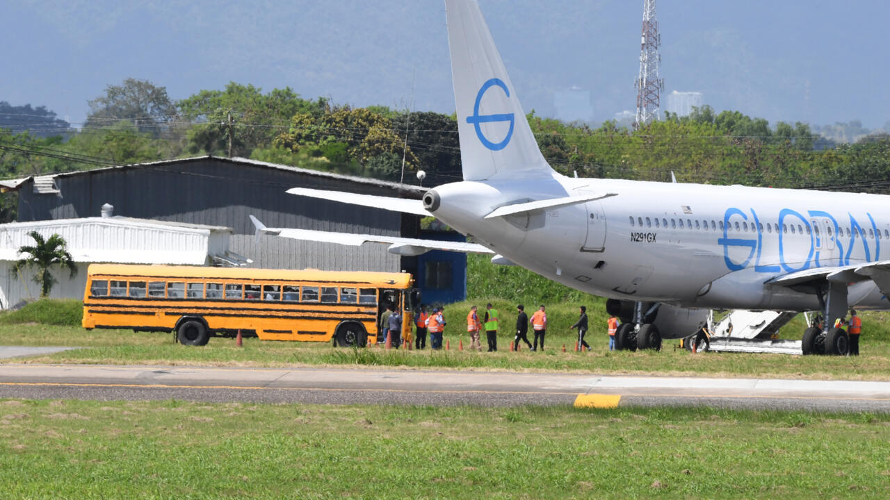 Brazil receives second plane of deported migrants after row with US