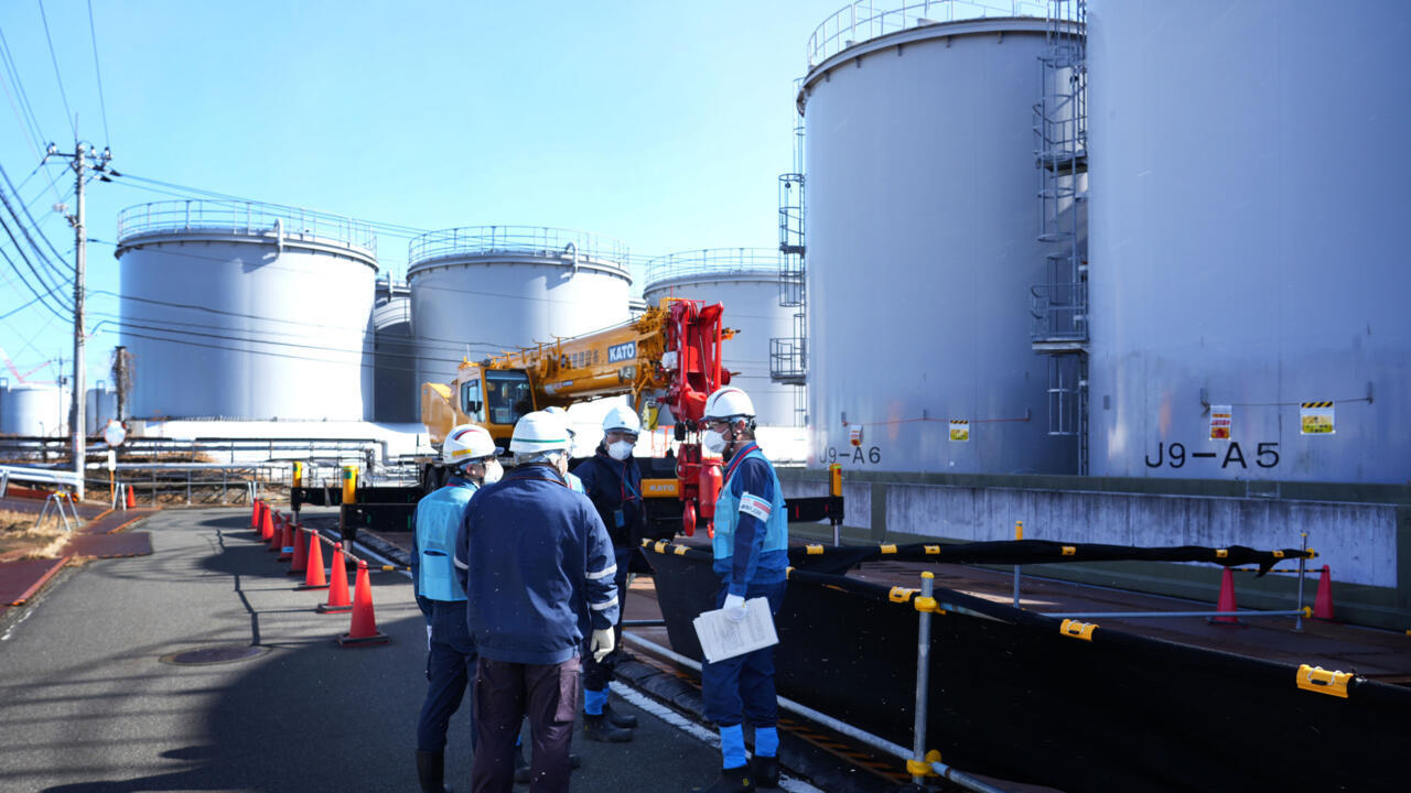 UN nuclear chief to view soil removed from Fukushima